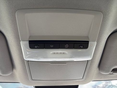 Used 2023 Nissan Sentra S FWD image 28