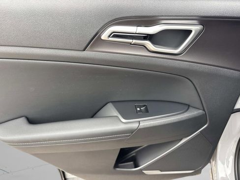 New 2026 Kia Sportage EX AWD/4WD image 16