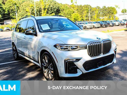 Used 2022 BMW X7 M50i w/ Dynamic Handling Package AWD/4WD image 4