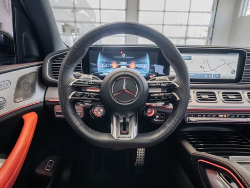 Certified 2024 Mercedes-Benz GLE 53 AMG 4MATIC image 9