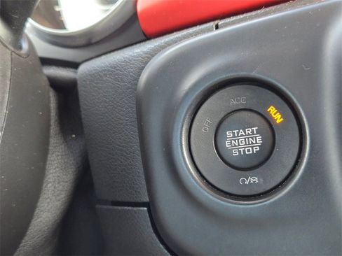 Used 2021 Jeep Wrangler Unlimited Rubicon image 17