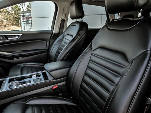 Used 2021 Ford Edge SEL w/ Convenience Package image 13