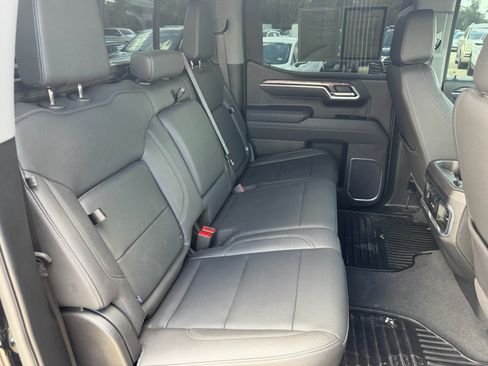 Used 2025 Chevrolet Silverado 1500 LTZ w/ LTZ Convenience Package II RWD image 27