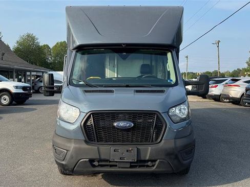 Used 2021 Ford Transit 350 DRW RWD image 3