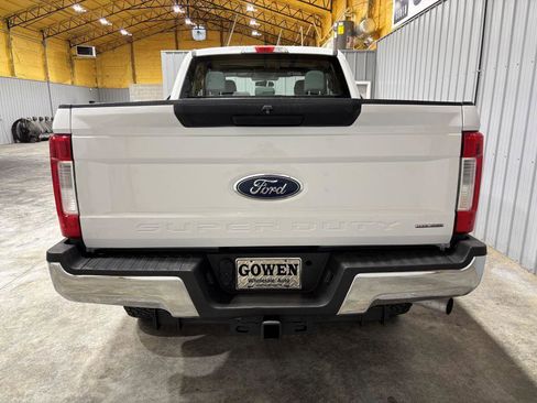 Used 2019 Ford F250 XL w/ STX Appearance Package AWD/4WD image 8