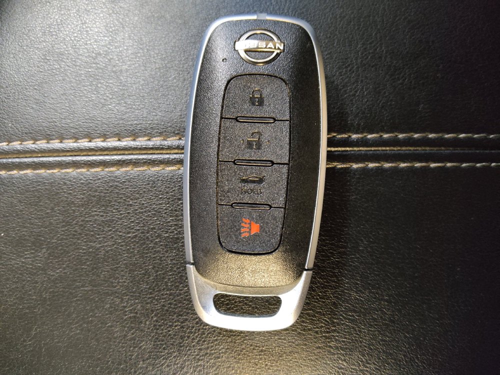 Used 2025 Nissan Sentra SV FWD image 32