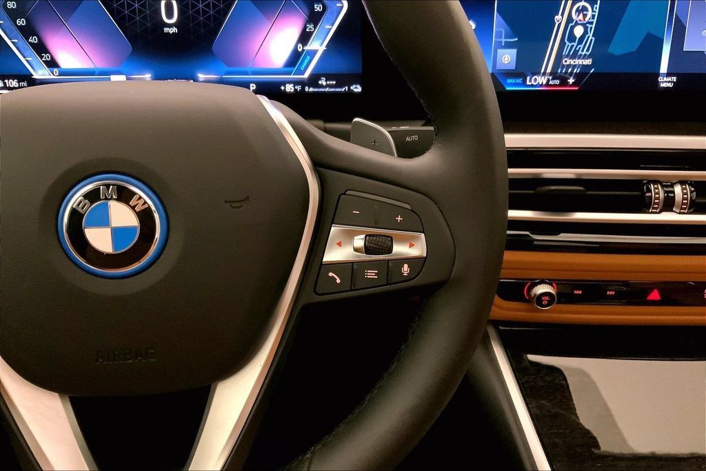 Used 2023 BMW 330e xDrive AWD/4WD image 19