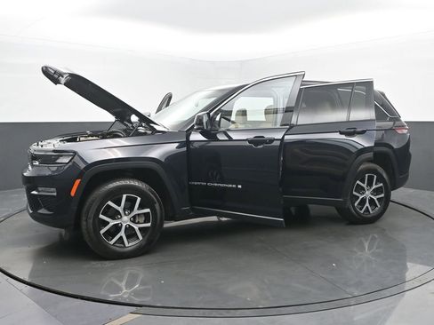 Used 2024 Jeep Grand Cherokee Limited AWD/4WD image 53
