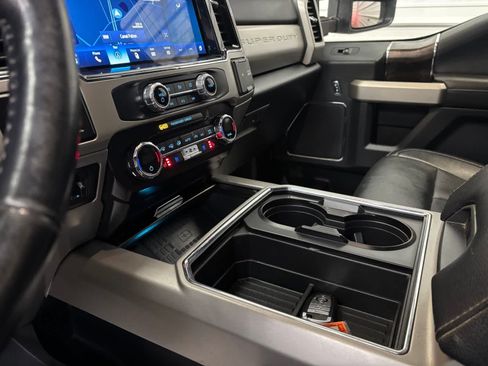 Used 2022 Ford F350 Lariat w/ Lariat Ultimate Package AWD/4WD image 20