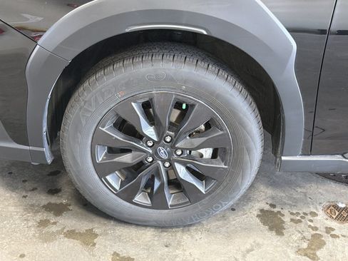 Used 2025 Subaru Outback Onyx Edition AWD/4WD image 15