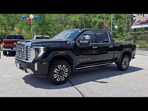 Used 2024 GMC Sierra 2500 Denali w/ Denali Reserve Package AWD/4WD image 4