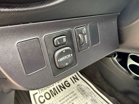 Used 2014 Toyota Prius C One image 22