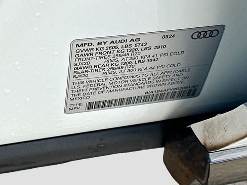 Used 2024 Audi SQ5 Premium Plus image 38