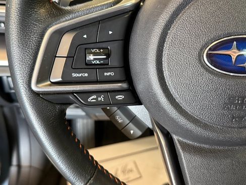 Used 2020 Subaru Crosstrek 2.0i Limited w/ Moonroof Package w/Navigation image 9