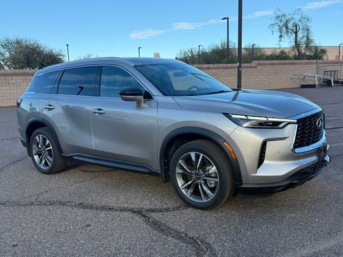 Used 2023 INFINITI QX60 Luxe w/ Performance Audio Package image 1