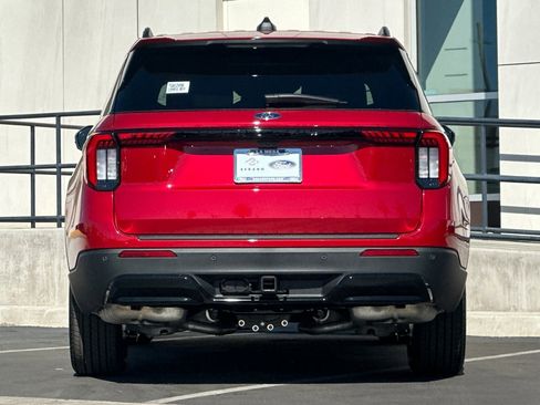 New 2026 Ford Explorer ST-Line w/ Premium Package image 4