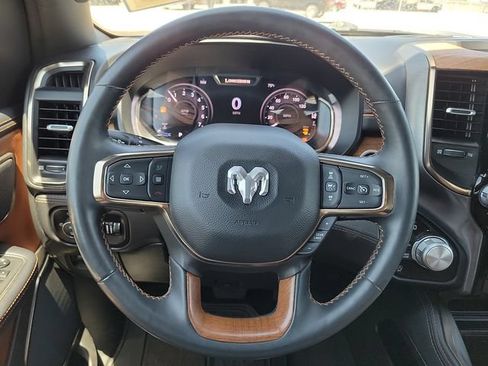 Used 2024 RAM 1500 Limited AWD/4WD image 19