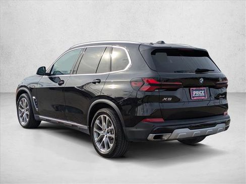 Used 2024 BMW X5 xDrive40i w/ Premium Package image 8
