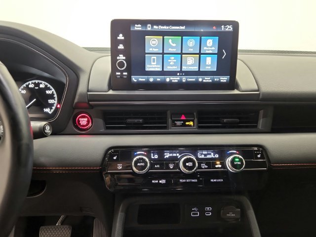 Used 2025 Honda Pilot TrailSport image 31