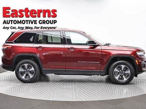 Used 2022 Jeep Grand Cherokee Limited 4xe AWD/4WD image 4