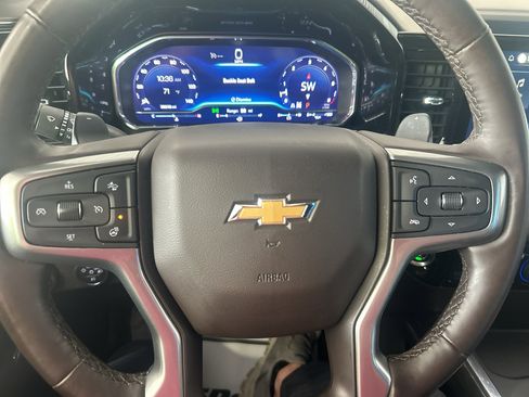 Used 2024 Chevrolet Silverado 1500 LTZ AWD/4WD image 29