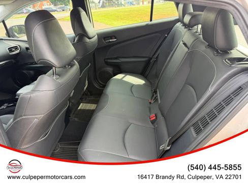 Used 2022 Toyota Prius Prime Limited FWD image 10
