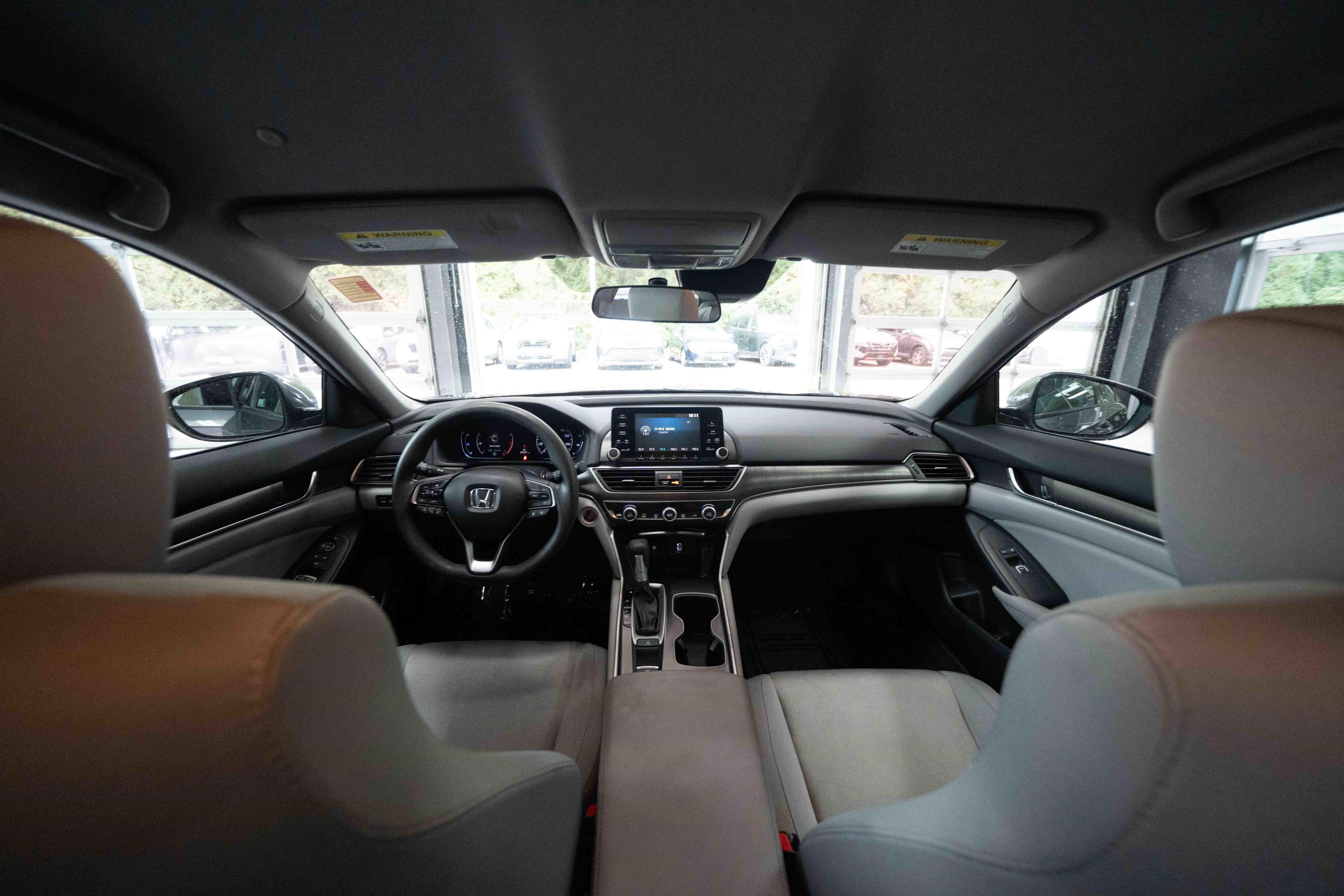 Used 2018 Honda Accord LX image 19