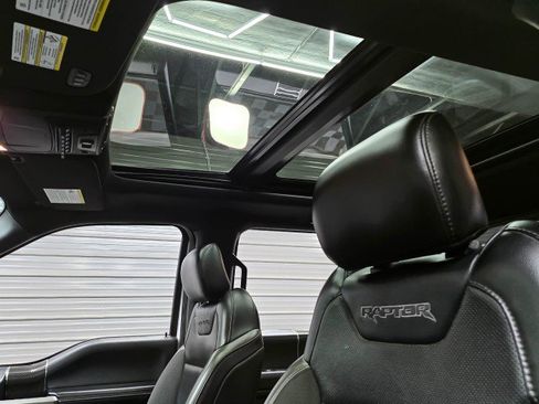 Used 2019 Ford F150 Raptor w/ Equipment Group 802A Luxury AWD/4WD image 22