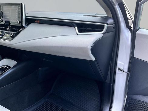 Certified 2021 Toyota Corolla LE FWD image 38