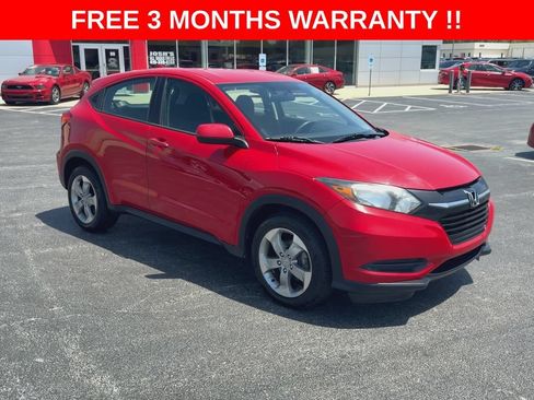 Used 2018 Honda HR-V LX image 2