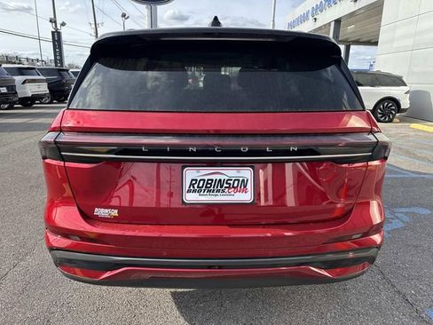 New 2026 Lincoln Nautilus Reserve w/ Jet Appearance Package image 4