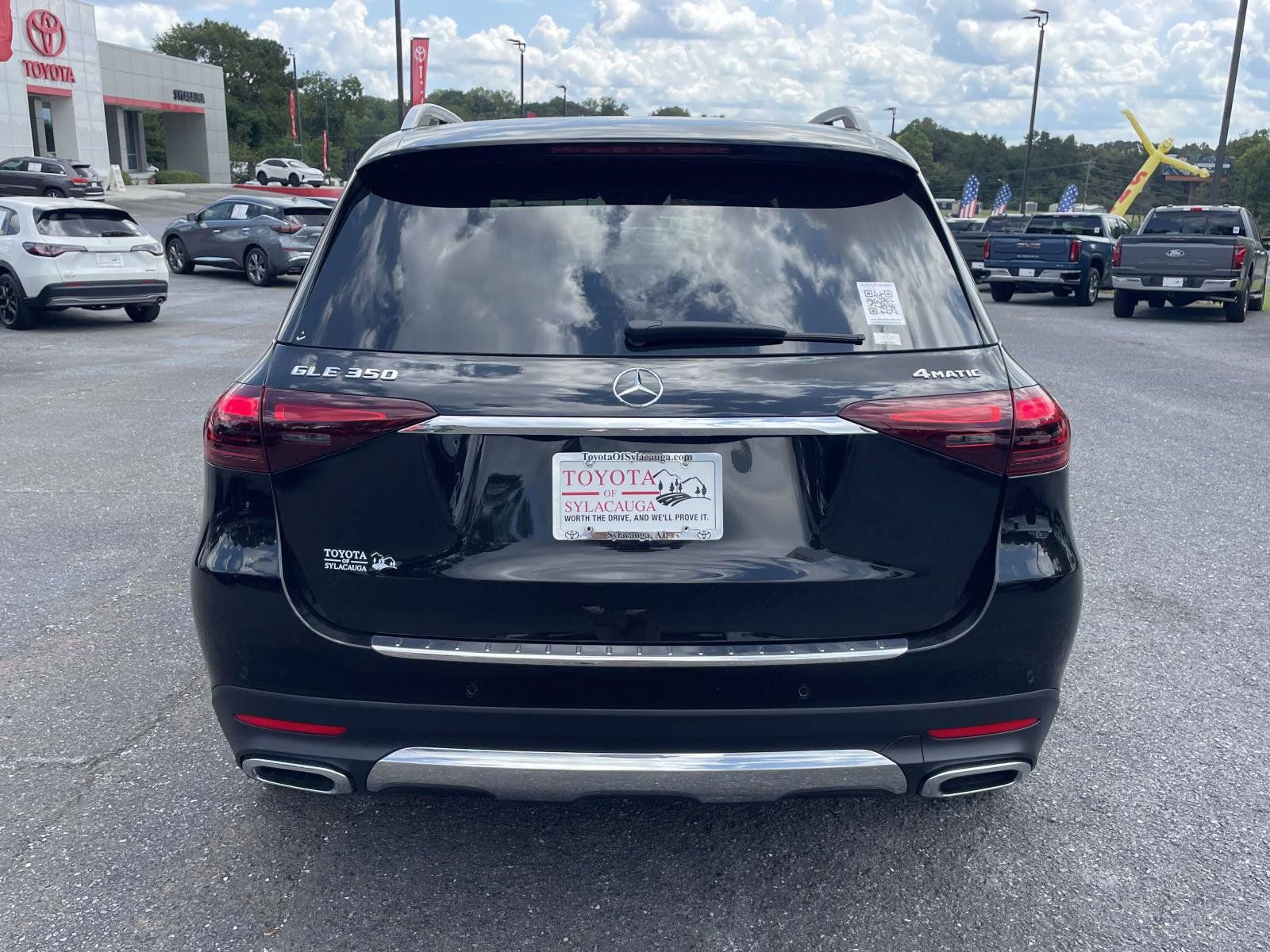 Used 2025 Mercedes-Benz GLE 350 4MATIC image 3