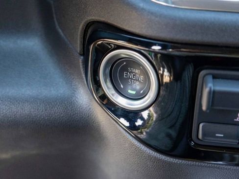 Used 2024 Chevrolet Silverado 1500 LT Trail Boss w/ LT Trail Boss Premium Package image 41