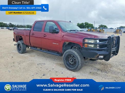 Used 2013 Chevrolet Silverado 2500 LTZ w/ LTZ Plus Package AWD/4WD image 5