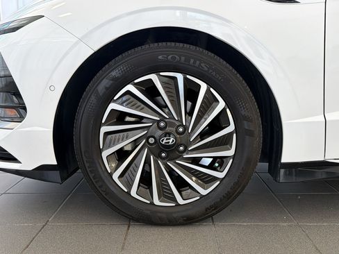 Used 2024 Hyundai Sonata Limited FWD image 13