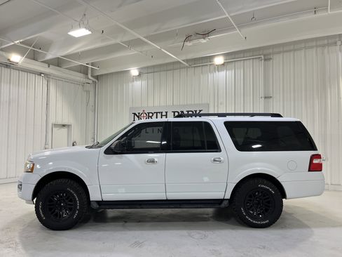 Used 2017 Ford Expedition EL XLT image 2