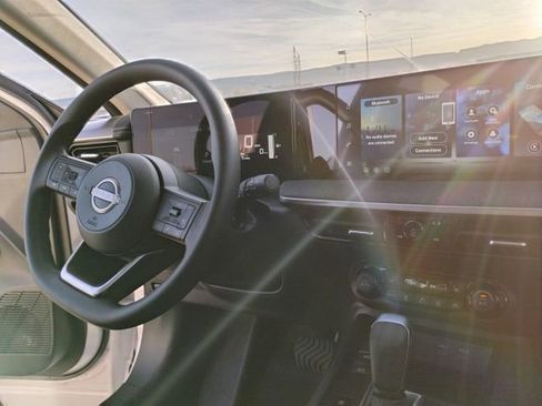 New 2026 Nissan Kicks SV w/ SV Premium Package image 14