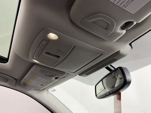 Used 2014 INFINITI Q50 Premium w/ Navigation Package image 20