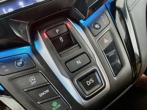 Used 2022 Honda Odyssey Touring image 17