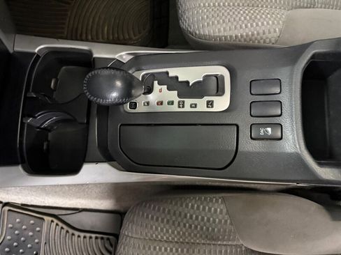 Used 2008 Toyota 4Runner SR5 AWD/4WD image 16
