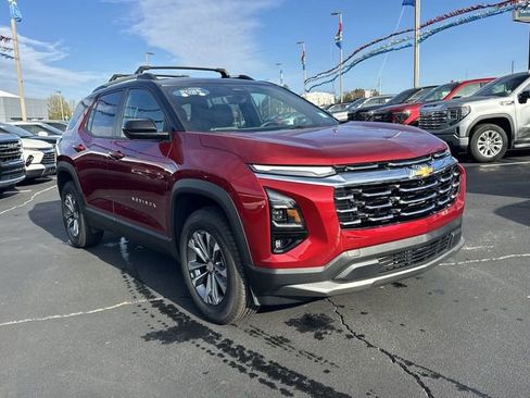 Certified 2025 Chevrolet Equinox LT w/ Convenience Package II image 2