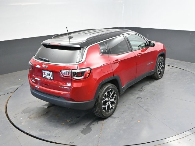 Used 2026 Jeep Compass Limited w/ Mopar All Weather Package AWD/4WD image 32