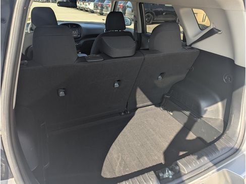 Used 2024 Kia Soul LX w/ Option Group 015 FWD image 11