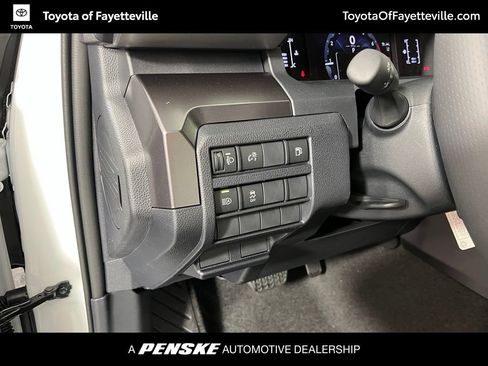 Used 2026 Toyota 4Runner SR5 RWD image 23