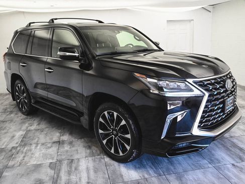 Used 2021 Lexus LX 570 4WD w/ Sport Package image 3