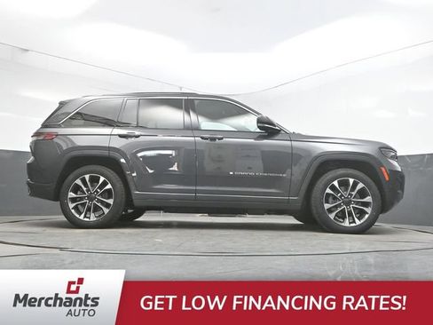 Used 2023 Jeep Grand Cherokee Overland AWD/4WD image 41