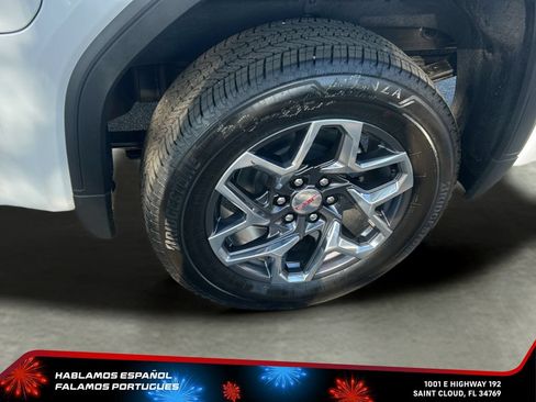 New 2026 GMC Sierra 1500 SLE w/ Preferred Package RWD image 11