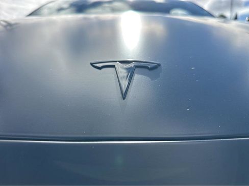 Used 2020 Tesla Model Y Performance image 40