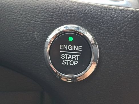 Certified 2024 Ford Edge Titanium AWD/4WD image 22