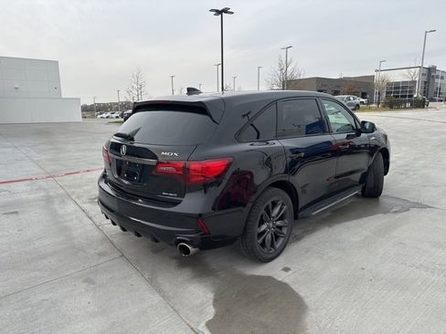 Used 2019 Acura MDX A-Spec image 2